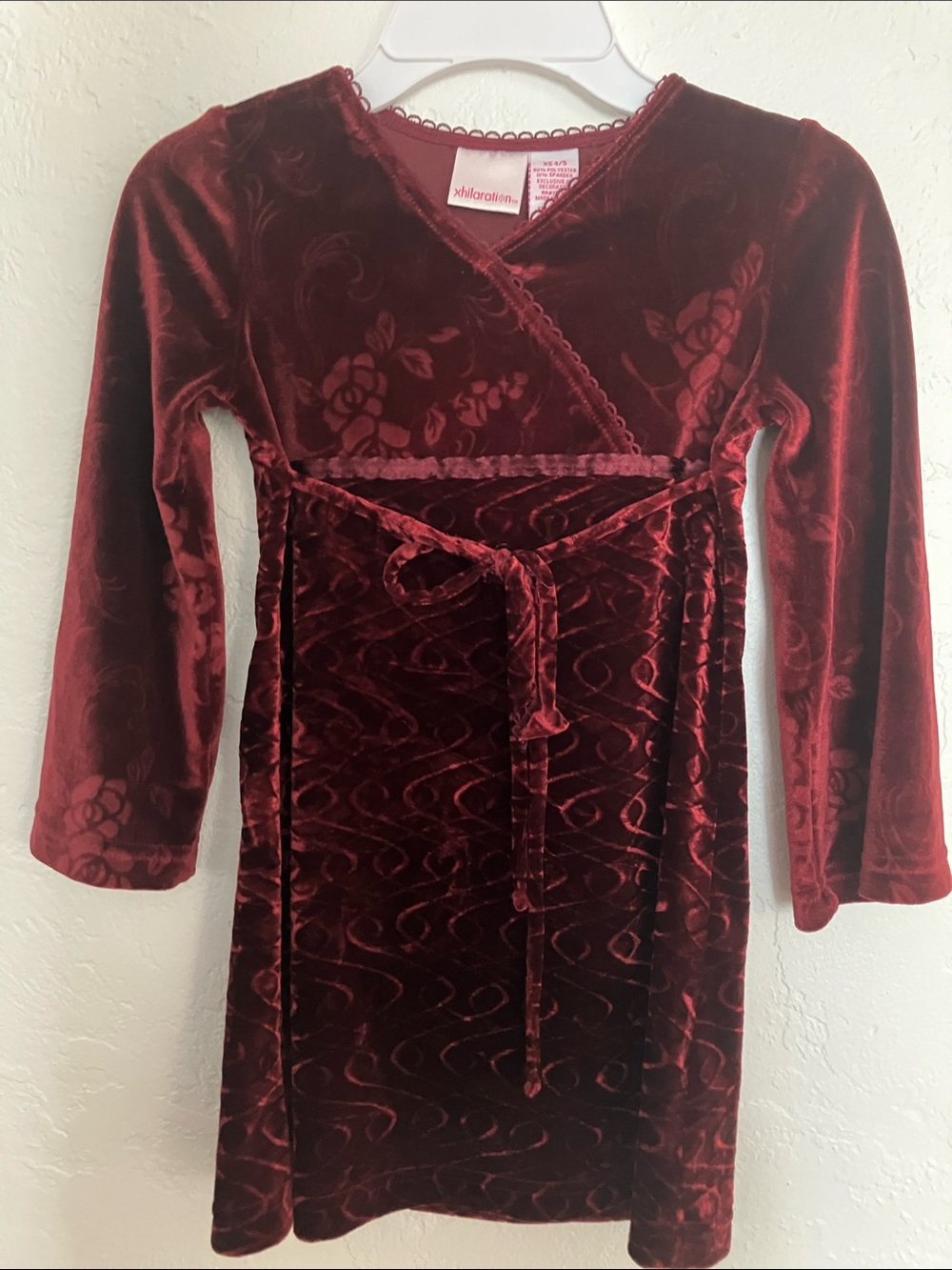 Xhilaration Lace-Trim Velvet Top in Deep Wine